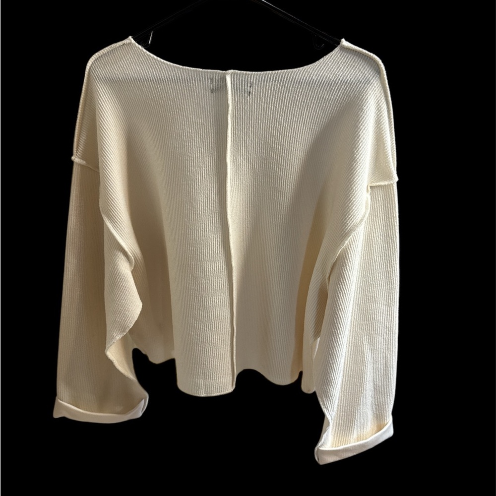 Women’s Urban Outfitters Cream Sweater Size - M - Picture 3 of 6
